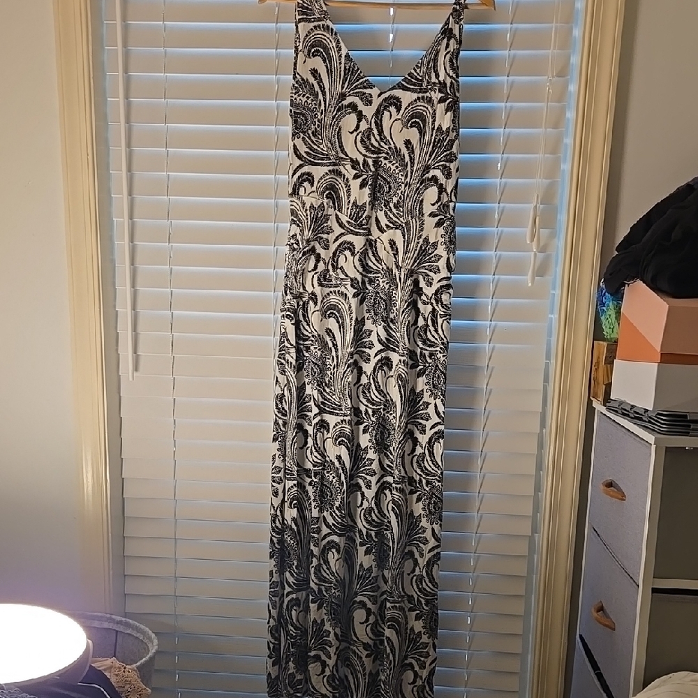 INC International Concepts Black and White Maxi Sundress
